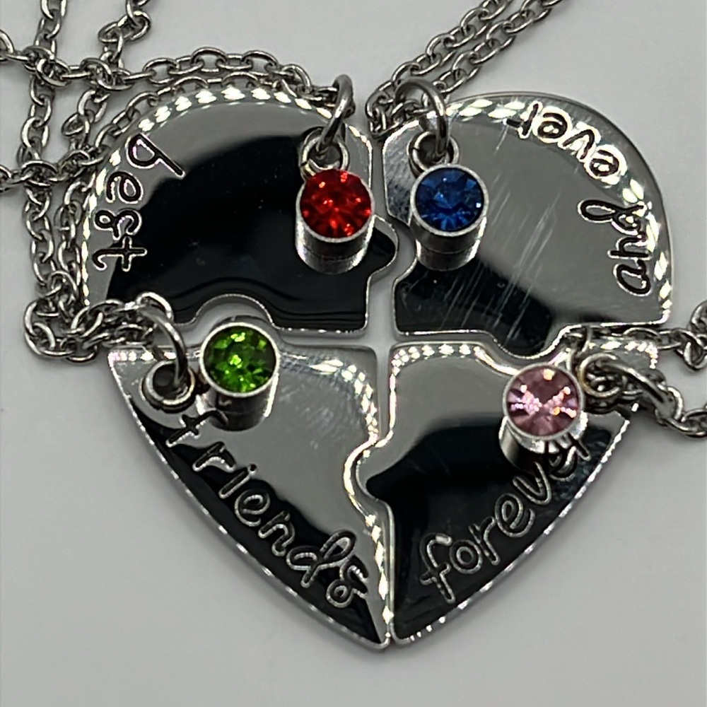🌙 C702 - 4 Stainless steel necklaces Best friends forever puzzles - Picture 1 of 2